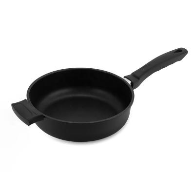 China Sustainable Aluminum Die Casting Frying Pan With Ceramic Coating And Induction Nonstick Function for sale