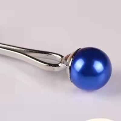 China Fashion Pearl Hijab Pins Clip Muslim Women's Neck Simplicity U-Shape Scarf Accessories Bead Scarf Pin for sale