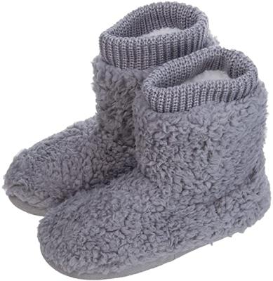 China 2021New Fashion Style Faux Fleece Comfortable Warm Fleece Bedroom Shoes Boots Anti-skid Unique Bootie Slippers for Women and Girls for sale