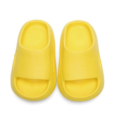 China Baby Flat Bathroom Slipper Boys And Girls Soft Bottom Slippers Children's Household Sandals for sale