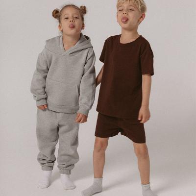 China Custom label solid 2pcs winter anti-shrink drop hoodie+jogger pants kids baby boy outfits clothing sets for sale