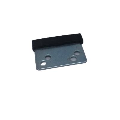 China Mitsubishi Elevator Door Industrial Guide Shoe With 18mm For Elevator Car Door for sale