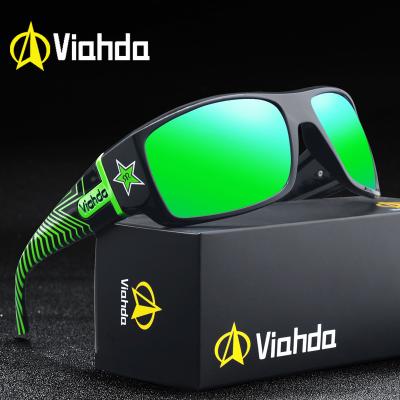 China 15 Years Experience 2021 VIAHDA DESIGN Men Classic Polarized Sunglasses Sport Fishing Shades Male Eyewear UV400 Protection for sale