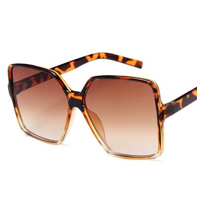 China 15 Years Experience Cheap Wholesale Fashion Designer Oversized Leopard Women Sunglasses Ladies Sun Glass for sale