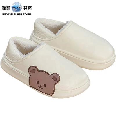 China Cushioning Popular Flat Heel Men Cotton Home Slippers Waterproof Non Slip Indoor Slippers Women Warm Teddy Bear Thick Soles Winter Slippers for sale