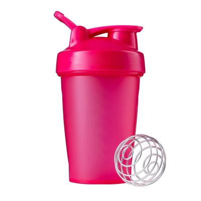 China Stocked Custom logo 20oz 500ml bpa free plastic gym workout sports protein blender shaker water bottle shaker cup for sale