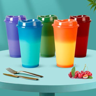 China Color Changing Portable Colored Thermochromic Plastic Beverage Cups 16Oz Heat Change Reusable Water Cup With Lids for sale