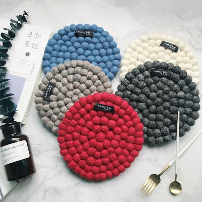 China Custom Durable Home Wholesale Wool Water Absorption Water Coaster Decoration Rug Ball Wool Handmade Colorful Backing Heat Resistant Anti-Slip for sale