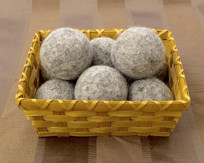 China Odor Removing / Dehumidifying Custom Light Gray Washing Machine Drying Balls 100% Organic Wool Balls Felt Balls Can Be Added To Cotton Bags for sale