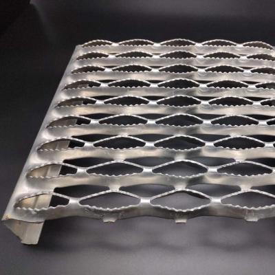 China Traditional Expanded Aluminum Grate For Walkway And Decoration for sale