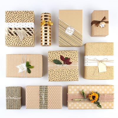 China 80g Biodegradable Yellow Paper Flower Wrapping Paper Diy Gift Wrapping Paper Wholesale Heart Running Star for sale