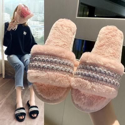 China Anti-Slippery Drop Shipping Wholesale Fox Fur Slipper With Rhinestone Cotton Bride Slippers Shape Slipper for sale