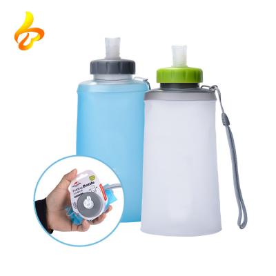 China Running Water Bottle 750ml/500ml TPU Squeeze Outdoor Sports Running Collapsible Soft Flask Spoart Collapsible Water Bottle for sale