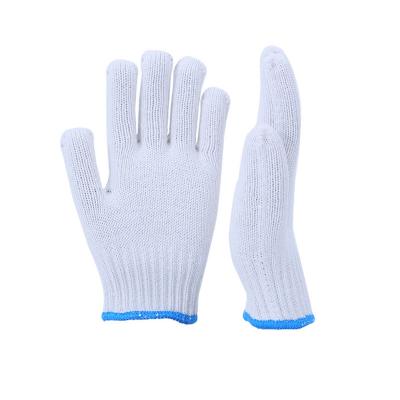 China 7 Gauge Cotton Comfortable And Soft Cheap White Gloves String Work Hand Safety Knitted Gardening Gloves for sale