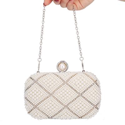 China New Lady Beaded Diamond Bag Fashion Luxury Bridal Daily Handmade High Quality Pearl Clutch Bag Women Purses for sale