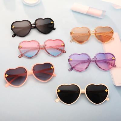 China Custom logo 100%uv little girls anti UV400 children shade heart shaped sunglasses 2021 kids sun glass for sale