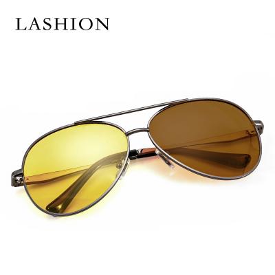 China Anti UV400 2020 2021 Classic Designer Alloy Frame Sun Glass Men Photochromic Polarized Sunglasses for sale