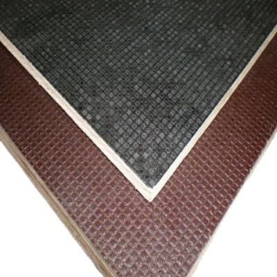 China Traditional black brown red green film faced concrete formwork 9mm 12mm 15mm 18mmanti slip wire mesh film faced plywood for sale