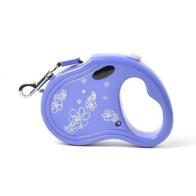 China OEM Reflective Retractable Running Dog Leads Custom Pet Car Dog Leash for sale