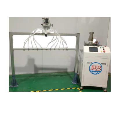 China 220V Spanning PU Sandwich Panel Cold Panel Spraying Machine 550KG Gewicht voor de markt Te koop