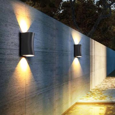 China Modern luxury external led down the wall exterior ip66 lights for sale