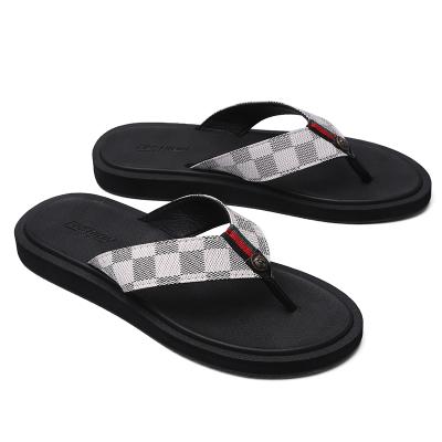 China Flat 2021 External Version Sandals New Summer Trend Large Flip Flops Beach Korean Shoes Men's Casual Sandals for sale