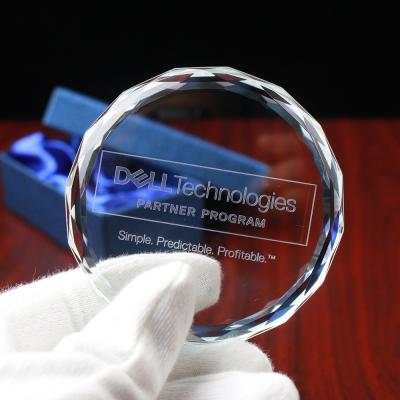 China Europe Good Quality Glass Paperweight Around White Faceted Crystal Paperweight for sale