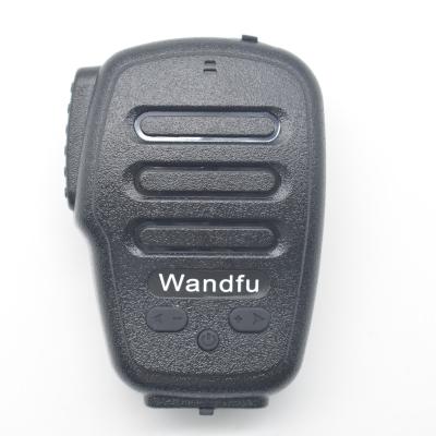 China Wireless Portable Mobile Radio Microphone PTTs Medium Duty Shoulder Speaker Mics For Two Way Radio for sale