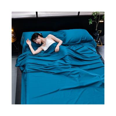 China Comfortable Unique Design Hot Sale Acrylic Fiber Plueh Blanket Sleeping Bag Bed Kit for sale