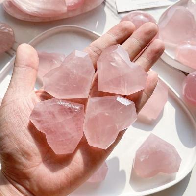 China Europe Natural Rose Quartz Heart Crystal Faceted Heart Large Rose Quartz Carvings Crystal Hand Carved Palm Stone Heart Chakra Healing for sale