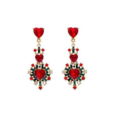 China 2021 New Design Korean Fashion Romantic Crystal Rhinestone Heart Drop Earrings Luxury For Women for sale