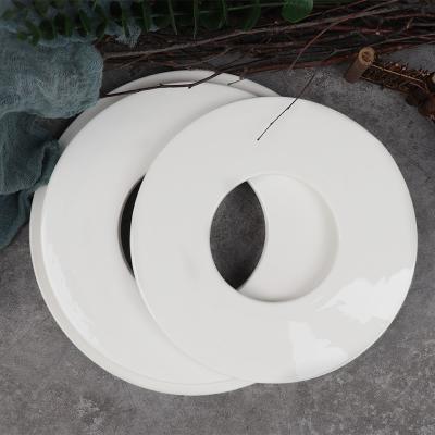 China Sustainable Round Ceramic Dinner Plate Porcelain White Ceramic Dish 10inch 11inch for sale