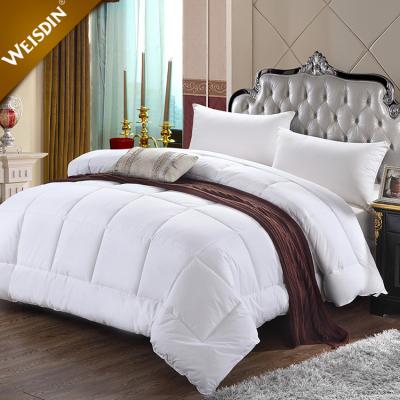 China Non Allergenic White Microfiber Filler 233T Cotton Queen Size Hotel King Size Bed Comforter for sale