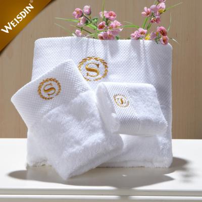 China Guangzhou Wholesale QUICK DRY Simple White Towels Bath Set Luxury Hotel 100% Cotton Towels for sale