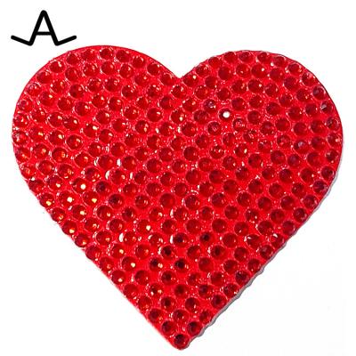 China Washable Red Rhinestone Heart Shape Crystal Hotfix Transfer For Garment Shoes DIY Hats And Bags for sale