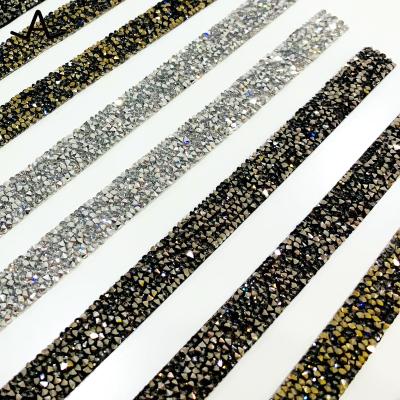 China Washable Custom Rhinestone Trimming Fine Rock Crystal Ribbon For Garment Hats 1cmx40cm for sale