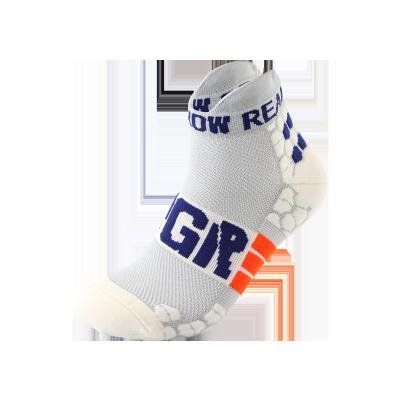 China Custom Crew Logo QUICK DRY Gray Gym Workout Terry Socks Sport Socks Cycling Basketball For Man for sale