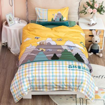 China Cute anti-static pure cotton bedding set printed soft and comfortable three-piece set bed linen and duvet cover for sale