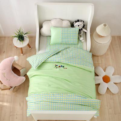 China Anti-Static Pure cotton children's quilt cover high quality kindergarten quilt can embroider logo for sale