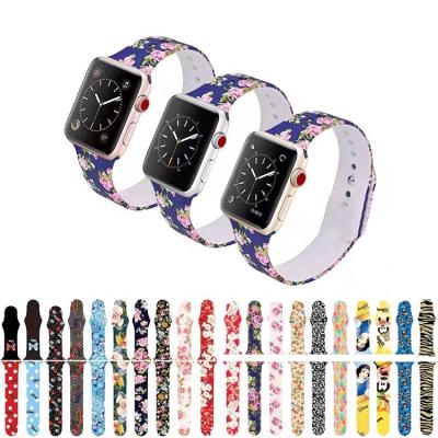 China 2021 Replacement 38 40 42 44 41 45 Apple Watch Smart Series 7 Apple Watch Strap Christmas Silicone Sports Watch Band Replacement for sale