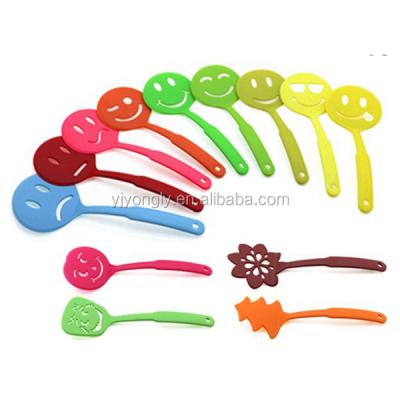 China Sustainable Kitchen Utensils Set Cookware Nylon Cookware Eitchen Essential Tools for sale