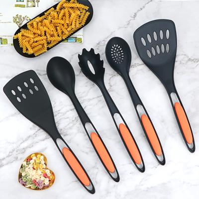 China Sustainable Kitchenware Nylon Utensils Set Nonstick Utensils Cookware Cooking Set for sale