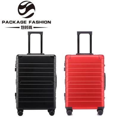 China Waterproof Custom Dealing Shockproof Personal Hard Trolley Aluminum Magnesium Filter Frame Travel Suitcase for sale