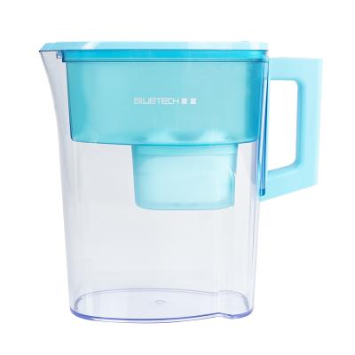 China Large-tasting drinking water household use water filter pitcher that removes chlorine with 1jug and 1filter for sale