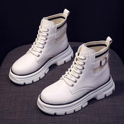 China New Style Deodorization Classic Women's Leather Shoes Flat Boots Waterproof and Keep Warm Ankle Boots in Stocks for sale