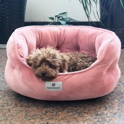 China yangyangpet Logo Removable Custom Velvet Box Soft Blanket Circle Around Pink Dog Bed Super Soft Plush Flannel for sale