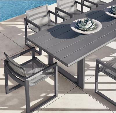 China Eco-freindly Green Outdoor Garden Furniture Aluminum Table And Chairs Eco-freindly Dining Set for sale