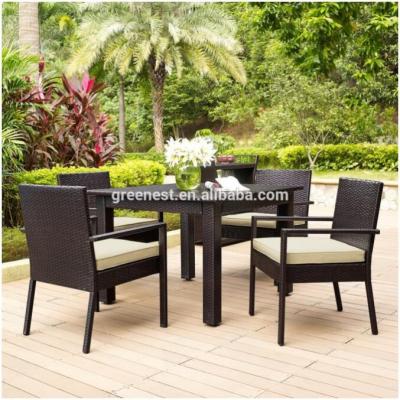 China Eco-freindly Eco-freindly Resin Wicker Dining Furniture Outdoor Dining Table And Chairs for sale