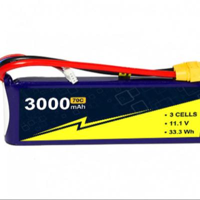 China 3s 11.1v 70C 3000mah Batería de drones Lipo con conector 3PINS JST-XH XT60 XT90 en venta