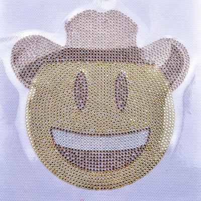 China Hot Custom Flatback Fix Rhinestone Crystal Animal Bear Motif Heat Transfer Design For T-shirt for sale